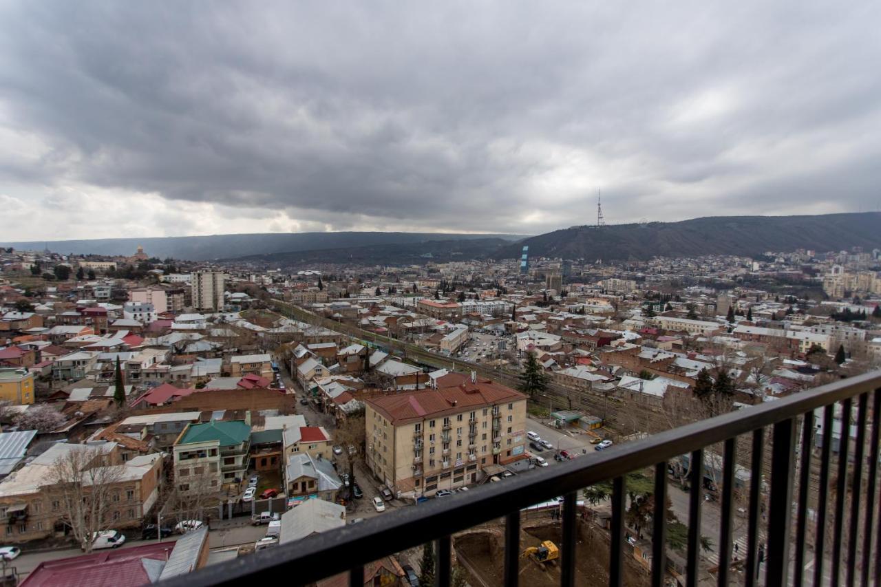 Dadiani Tower Lägenhet Tbilisi Exteriör bild